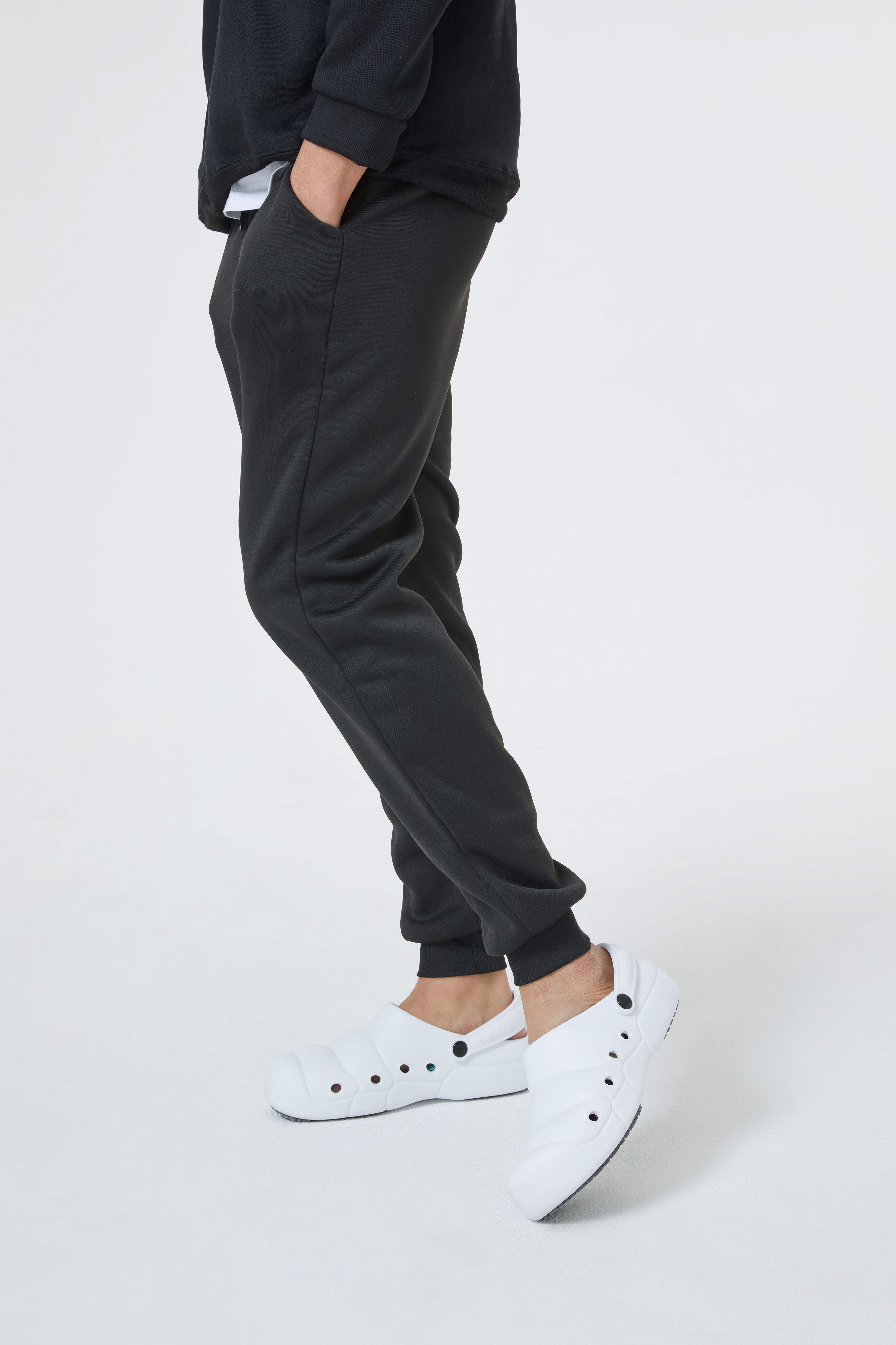 너스케이 펀칭슬리퍼 백색